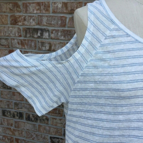 NWT Sanctuary Cold Shoulder Top Blue/Ivory S - Picture 7 of 7